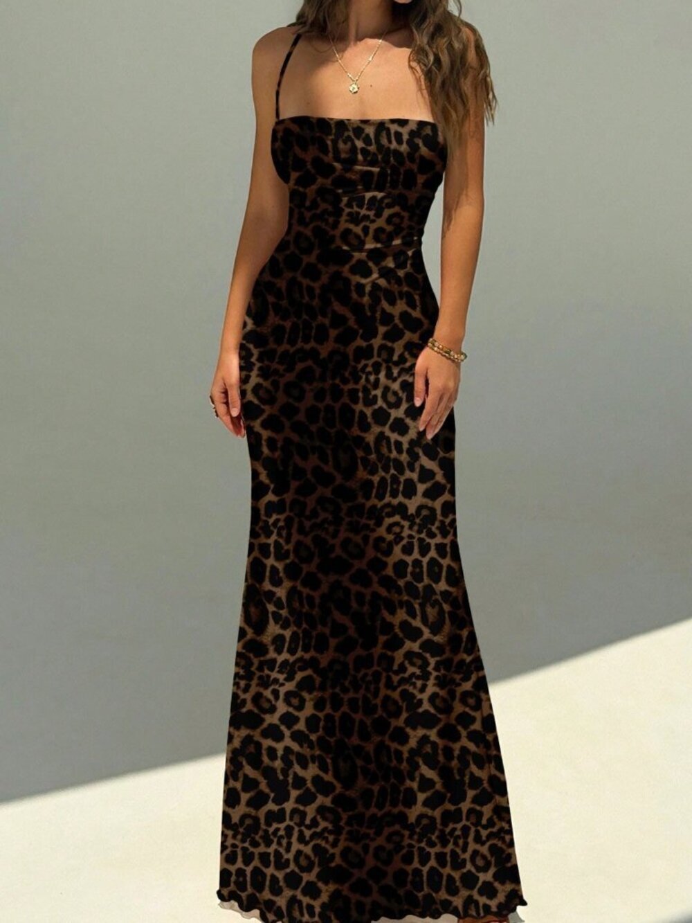 Multicolor Elegant Women's Leopard Print Backless Halter Maxi Party Dress - Picture 3 of 7
